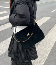 Load image into Gallery viewer, CC1409 Chanel 26C Suede Messenger Bag / HIGHEST QUALITY VERSION / 30 x 21.5 x 6 cm

