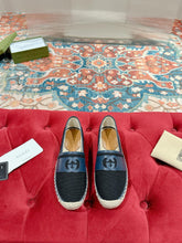 Load image into Gallery viewer, SE1464 Women&#39;s Gucci Espadrille
