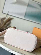 Load image into Gallery viewer, LB1048 Neverfull MM / HIGHEST QUALITY VERSION / 12.2 x 11 x 5.5 inches
