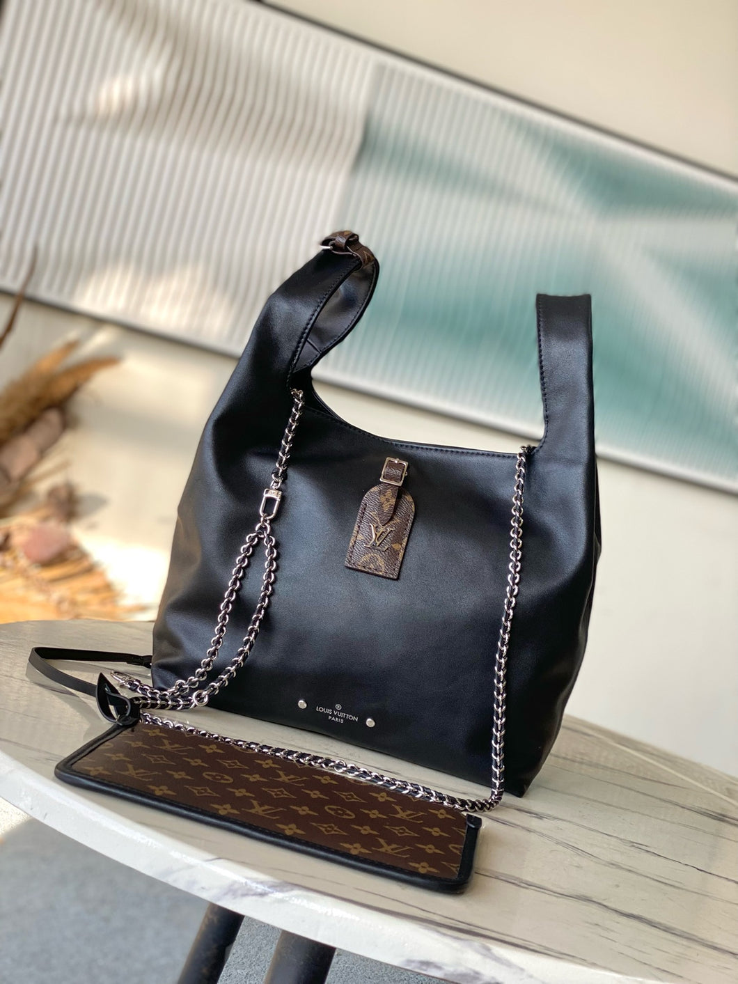 LB1047 Atlantis MM / HIGHEST QUALITY VERSION / 11.8 x 16.1 x 4.3 inches