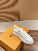 Load image into Gallery viewer, SE1727 LV Time Out Sneaker / Size5-11
