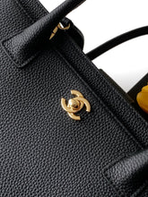 Load image into Gallery viewer, CC1415 Chanel Cerf Tote Medium / HIGHEST QUALITY VERSION / 36 x 24 x 14 cm
