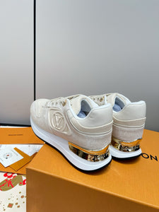 SE1728 LV Neo Run Away Sneaker / Size5-11