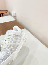 Load image into Gallery viewer, SE1282 LB Trainer Maxi Sneaker / Size5-11
