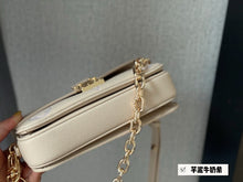 Load image into Gallery viewer, LB952 Pochette Métis East West / 8.5 x 5.3 x 2.4 inches
