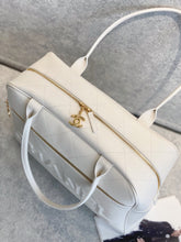 Load image into Gallery viewer, CC732 CC Shopping Bag / HIGHEST QUALITY VERSION / 11.8x17.7x5.9inch
