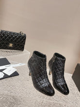 Load image into Gallery viewer, SE1204 CC Ankle Boots / Size4-10
