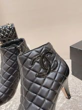 Load image into Gallery viewer, SE1204 CC Ankle Boots / Size4-10
