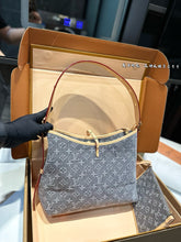 Load image into Gallery viewer, LB1216 CarryAll PM / 11.4 x 9.4 x 4.7 inches
