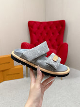 Load image into Gallery viewer, SE1746 Louis Vuitton x Takashi Murakami (TM) Monogram Slides
