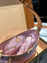 Load image into Gallery viewer, LB1217 CarryAll PM / 11.4 x 9.4 x 4.7 inches
