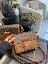 Load image into Gallery viewer, LB1461 Louis Vuitton Dauphine MM &amp; Mini / 25 x 17 cm &amp; 20 x 13 cm
