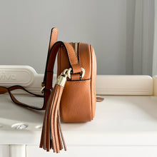 Load image into Gallery viewer, GC682 GG Disco Soho Shoulder Bag / 8.3x5.9x2.7inch
