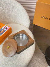 Load image into Gallery viewer, JW802 LB Ashtray / 4.9x4.9inch
