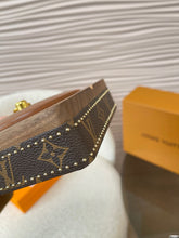 Load image into Gallery viewer, JW802 LB Ashtray / 4.9x4.9inch
