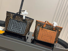 Load image into Gallery viewer, LB1215 Neverfull Inside Out MM / 12.2 x 11 x 5.5 inches
