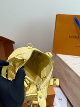 Load image into Gallery viewer, LB1463 Louis Vuitton Nano Speedy Bag / 16 x 10 x 7.5 cm
