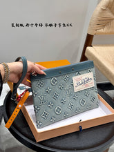 Load image into Gallery viewer, LB1223 Pochette To-Go / 11.8 x 8.5 x 0.4 inches
