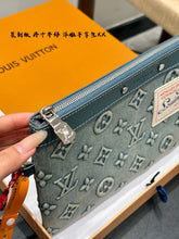 Load image into Gallery viewer, LB1223 Pochette To-Go / 11.8 x 8.5 x 0.4 inches
