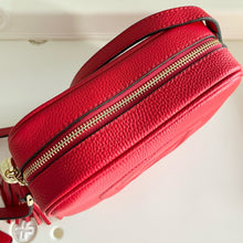 Load image into Gallery viewer, GC676 GG Disco Soho Shoulder Bag / 8.3x5.9x2.7inch
