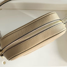 Load image into Gallery viewer, GC673 GG Disco Soho Shoulder Bag / 8.3x5.9x2.7inch
