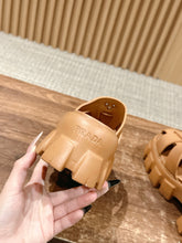 Load image into Gallery viewer, SE1599 Prada Monolith Rubber Mules / Size5-10
