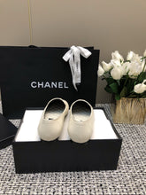 Load image into Gallery viewer, SE1600 Chanel Espadrilles / Size5-10
