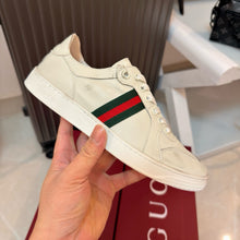 Load image into Gallery viewer, SE1751 Gucci Stretch Couple's Low-Top Shoes / Women Size 5-11 Men Size 8-14
