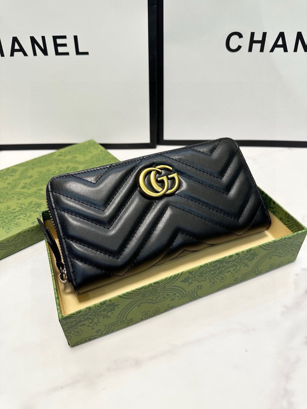 GC619 GG Marmont Zip Around Wallet / 7.4