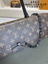 Load image into Gallery viewer, LB1466 Louis Vuitton Robusto Briefcase / 40 x 28 x 10 cm
