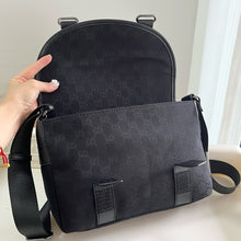Load image into Gallery viewer, GC685 GG Crossbody Bag / 9.4x11.8x3.5inch
