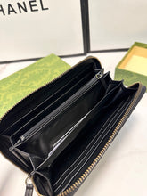 Load image into Gallery viewer, GC619 GG Marmont Zip Around Wallet / 7.4&quot;W x 4&quot;H x .7&quot;D
