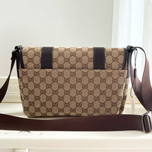 Load image into Gallery viewer, GC686 GG Crossbody Bag / 9.4x11.8x3.5inch
