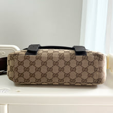 Load image into Gallery viewer, GC686 GG Crossbody Bag / 9.4x11.8x3.5inch
