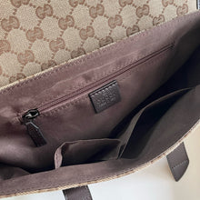 Load image into Gallery viewer, GC686 GG Crossbody Bag / 9.4x11.8x3.5inch
