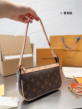 Load image into Gallery viewer, LB871 Pochette Accessoires / 8.3x5.1x1.6inch
