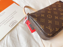 Load image into Gallery viewer, LB870 Pochette Accessoires / 9.3 x 5.3 x 1.6 inches
