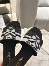 Load image into Gallery viewer, SE1653 Dior Dway Slide / Size5-12
