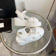 Load image into Gallery viewer, SE1315 CC Sandals /  Size5-10
