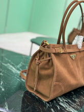 Load image into Gallery viewer, PD315 Cocoa Medium/Large Suede Handbag / HIGHEST QUALITY VERSION（
