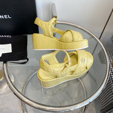 Load image into Gallery viewer, SE1317 CC Sandals /  Size5-10
