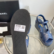 Load image into Gallery viewer, SE1318 CC Sandals /  Size5-10
