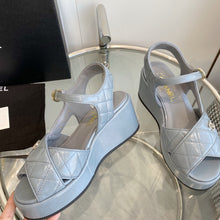 Load image into Gallery viewer, SE1319 CC Sandals /  Size5-10
