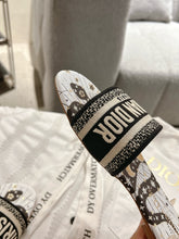 Load image into Gallery viewer, SE1660 Dior Dway Slide / Size5-12
