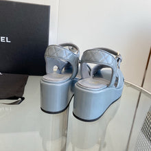 Load image into Gallery viewer, SE1319 CC Sandals /  Size5-10
