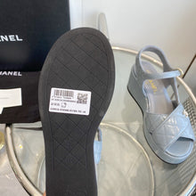 Load image into Gallery viewer, SE1319 CC Sandals /  Size5-10
