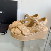 Load image into Gallery viewer, SE1320 CC Sandals /  Size5-10
