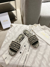 Load image into Gallery viewer, SE1661 Dior Dway Slide / Size5-12
