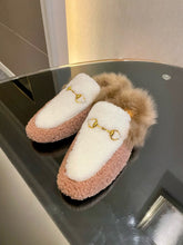 Load image into Gallery viewer, SE1290 GG Princetown Slipper / Size5-10
