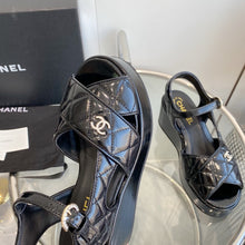 Load image into Gallery viewer, SE1321 CC Sandals /  Size5-10
